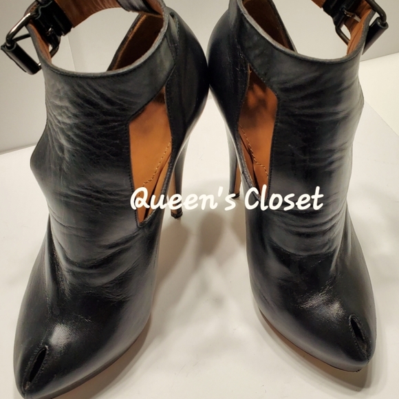 Givenchy | Black Leather Peep-toe Ankle Boots - Picture 7 of 7